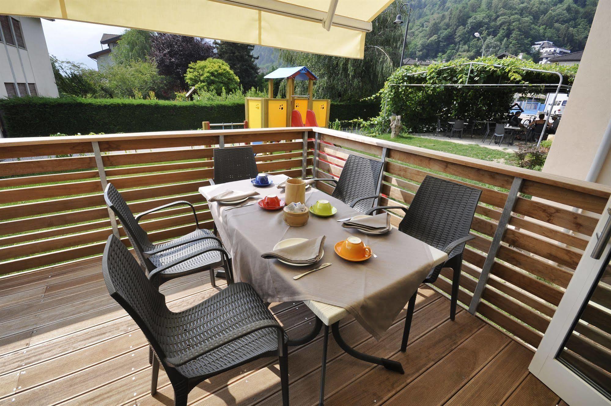 Energy Hotel Calceranica al Lago Zewnętrze zdjęcie